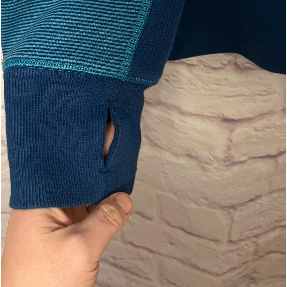 Lululemon Men's Scuba Hoodie - Picture 10 of 11